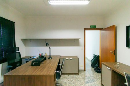 Casa para alugar com 160m², 5 quartos e 2 vagas Casa para alugar com 160m², 5 quartos e 2 vagasQuarto 4