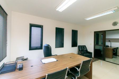Casa para alugar com 160m², 5 quartos e 2 vagas Casa para alugar com 160m², 5 quartos e 2 vagasQuarto 5