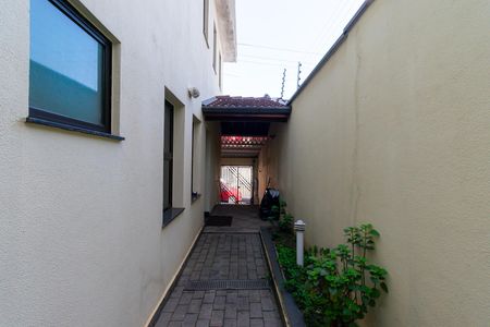 Casa para alugar com 160m², 5 quartos e 2 vagas Casa para alugar com 160m², 5 quartos e 2 vagasQuintal