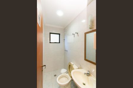 Casa para alugar com 160m², 5 quartos e 2 vagas Casa para alugar com 160m², 5 quartos e 2 vagasBanheiro 2