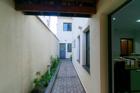 Casa para alugar com 160m², 5 quartos e 2 vagas Casa para alugar com 160m², 5 quartos e 2 vagasQuintal