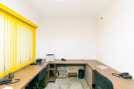 Casa para alugar com 160m², 5 quartos e 2 vagas Casa para alugar com 160m², 5 quartos e 2 vagasQuarto 1