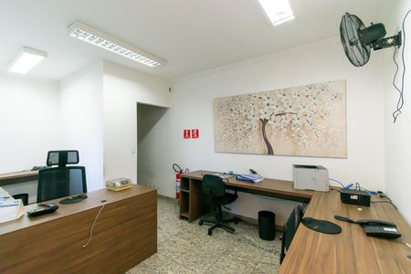 Casa para alugar com 160m², 5 quartos e 2 vagas Casa para alugar com 160m², 5 quartos e 2 vagasQuarto 3