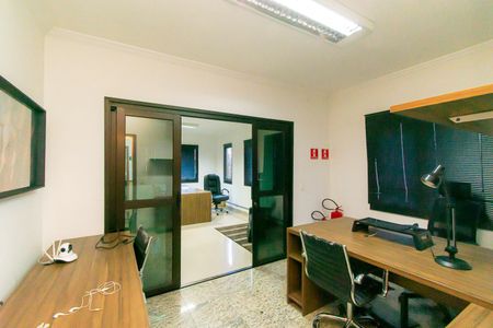 Casa para alugar com 160m², 5 quartos e 2 vagas Casa para alugar com 160m², 5 quartos e 2 vagasQuarto 4