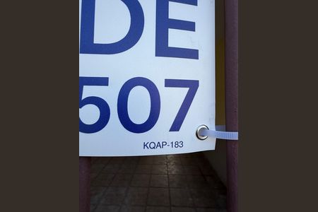 Casa à venda com 210m², 3 quartos e 2 vagas Casa à venda com 210m², 3 quartos e 2 vagasPlaca