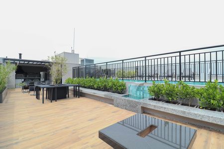 Studio para alugar com 26m², 1 quarto e sem vaga Studio para alugar com 26m², 1 quarto e sem vagaÁrea comum - Piscina