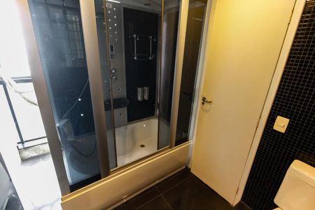 Apartamento para alugar com 140m², 1 quarto e 2 vagas Apartamento para alugar com 140m², 1 quarto e 2 vagasBanheiro da Suíte - Banheira
