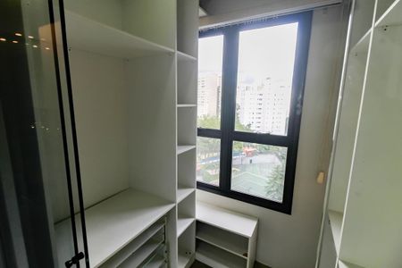 Apartamento para alugar com 140m², 1 quarto e 2 vagas Apartamento para alugar com 140m², 1 quarto e 2 vagasCloset da suíte