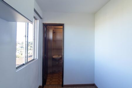 Apartamento à venda com 72m², 2 quartos e 1 vaga Apartamento à venda com 72m², 2 quartos e 1 vagaQuarto de Serviço