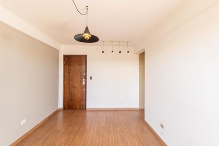 Sala de apartamento à venda com 2 quartos, 72m² em Santa Quiteria, Curitiba