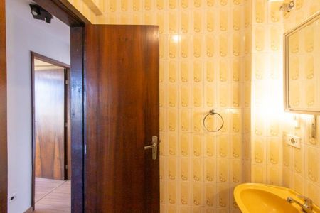 Apartamento à venda com 72m², 2 quartos e 1 vaga Apartamento à venda com 72m², 2 quartos e 1 vagaBanheiro Social