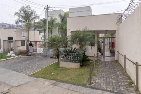 Apartamento para alugar com 47m², 2 quartos e 1 vaga Apartamento para alugar com 47m², 2 quartos e 1 vagaFachada
