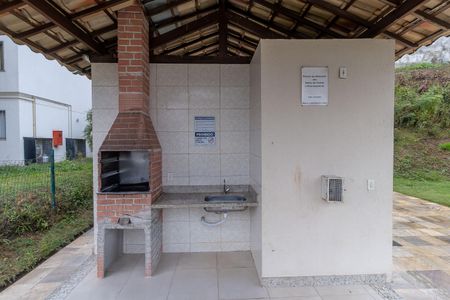 Apartamento para alugar com 47m², 2 quartos e 1 vaga Apartamento para alugar com 47m², 2 quartos e 1 vagaÁrea comum - Churrasqueira