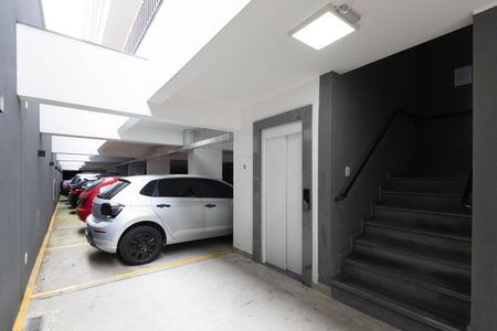 Apartamento à venda com 40m², 2 quartos e 1 vaga Apartamento à venda com 40m², 2 quartos e 1 vagaGaragem / Elevador