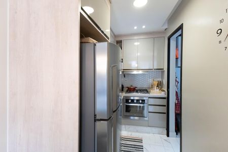 Apartamento à venda com 40m², 2 quartos e 1 vaga Apartamento à venda com 40m², 2 quartos e 1 vagaCozinha - Armários