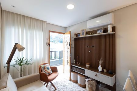 Sala de apartamento à venda com 2 quartos, 40m² em Tremembé, São Paulo