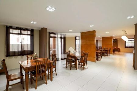 Apartamento à venda com 94m², 3 quartos e 2 vagas Apartamento à venda com 94m², 3 quartos e 2 vagasÁrea comum - Salão de festas