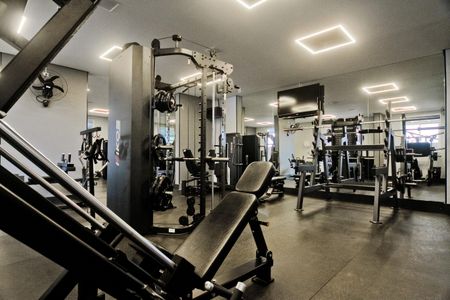 Apartamento à venda com 94m², 3 quartos e 2 vagas Apartamento à venda com 94m², 3 quartos e 2 vagasÁrea comum - Academia