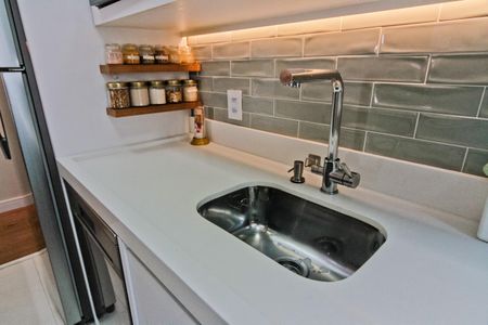 Apartamento à venda com 94m², 3 quartos e 2 vagas Apartamento à venda com 94m², 3 quartos e 2 vagasCozinha