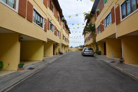 Casa de condomínio à venda com 114m², 3 quartos e 2 vagas Casa de condomínio à venda com 114m², 3 quartos e 2 vagasAREA EXTERNA