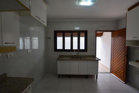Casa de condomínio à venda com 114m², 3 quartos e 2 vagas Casa de condomínio à venda com 114m², 3 quartos e 2 vagasCOZINHA