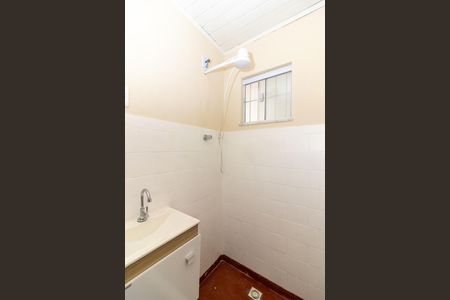 Casa para alugar com 70m², 2 quartos e 1 vaga Casa para alugar com 70m², 2 quartos e 1 vagaBanheiro