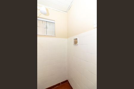 Casa para alugar com 70m², 2 quartos e 1 vaga Casa para alugar com 70m², 2 quartos e 1 vagaBanheiro