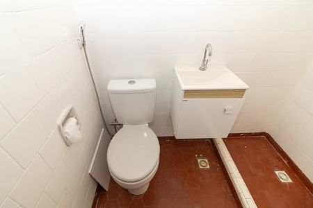 Casa para alugar com 70m², 2 quartos e 1 vaga Casa para alugar com 70m², 2 quartos e 1 vagaBanheiro