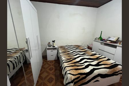 Casa à venda com 240m², 2 quartos e 3 vagas Casa à venda com 240m², 2 quartos e 3 vagasQuarto