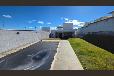 Quintal  de casa à venda com 3 quartos, 500m² em Luiz Toledo, Lagoa Santa