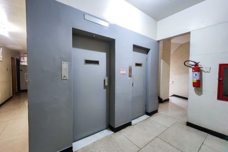 Apartamento para alugar com 27m², 1 quarto e sem vaga Apartamento para alugar com 27m², 1 quarto e sem vagaElevadores