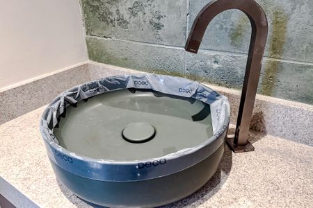 Apartamento à venda com 36m², 2 quartos e sem vaga Apartamento à venda com 36m², 2 quartos e sem vagaBanheiro