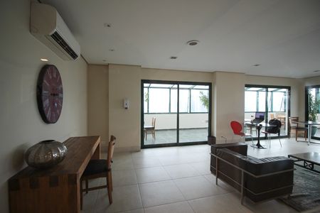 Studio à venda com 39m², 1 quarto e 1 vaga Studio à venda com 39m², 1 quarto e 1 vagaÁrea comum - Salão de festas
