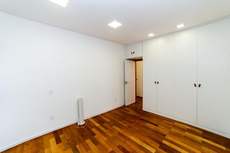 Suíte de apartamento para alugar com 3 quartos, 200m² em Santo Agostinho, Belo Horizonte
