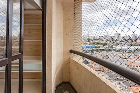 Apartamento à venda com 54m², 2 quartos e 1 vaga Apartamento à venda com 54m², 2 quartos e 1 vagaVaranda