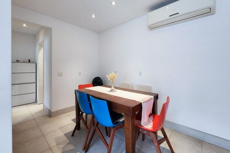 Apartamento para alugar com 90m², 2 quartos e 1 vaga Apartamento para alugar com 90m², 2 quartos e 1 vagaSala