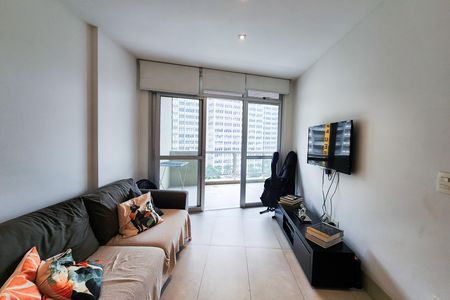 Apartamento para alugar com 90m², 2 quartos e 1 vaga Apartamento para alugar com 90m², 2 quartos e 1 vagaSala