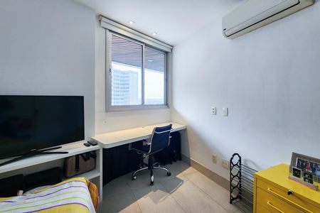 Apartamento para alugar com 90m², 2 quartos e 1 vaga Apartamento para alugar com 90m², 2 quartos e 1 vagaQuarto
