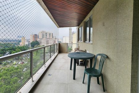 Apartamento para alugar com 90m², 2 quartos e 1 vaga Apartamento para alugar com 90m², 2 quartos e 1 vagaVaranda