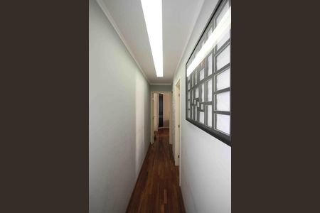 Apartamento à venda com 64m², 2 quartos e 1 vaga Apartamento à venda com 64m², 2 quartos e 1 vagaCorredor