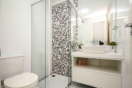 Apartamento à venda com 64m², 2 quartos e 1 vaga Apartamento à venda com 64m², 2 quartos e 1 vagaBanheiro da Social
