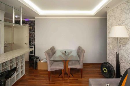 Apartamento à venda com 64m², 2 quartos e 1 vaga Apartamento à venda com 64m², 2 quartos e 1 vagaSala de Jantar