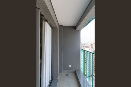 Studio para alugar com 25m², 1 quarto e sem vaga Studio para alugar com 25m², 1 quarto e sem vagaVaranda