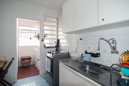 Apartamento à venda com 60m², 2 quartos e 1 vaga Apartamento à venda com 60m², 2 quartos e 1 vagaCozinha