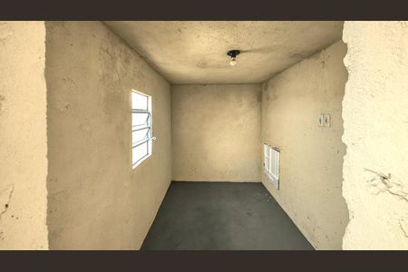 Casa à venda com 95m², 3 quartos e 2 vagasEscritório