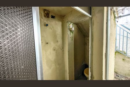 Casa à venda com 95m², 3 quartos e 2 vagasBanheiro 2