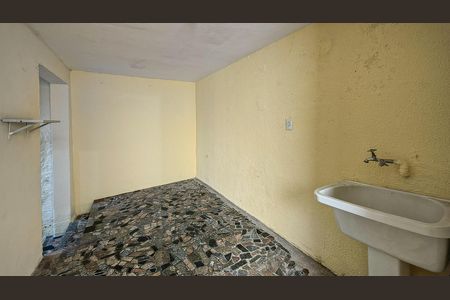 Casa à venda com 95m², 3 quartos e 2 vagasÁrea de Serviço