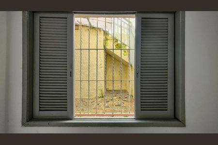 Casa à venda com 95m², 3 quartos e 2 vagasVista do Quarto 2