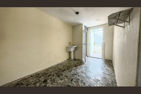 Casa à venda com 95m², 3 quartos e 2 vagasÁrea de Serviço