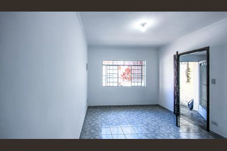 Casa à venda com 95m², 3 quartos e 2 vagasSala